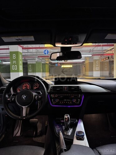BMW 330-10