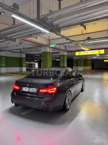 BMW 330-4