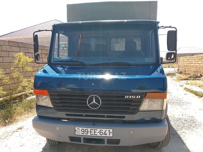 Mercedes Vario-1