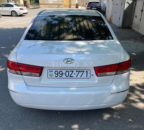 Hyundai Sonata-20