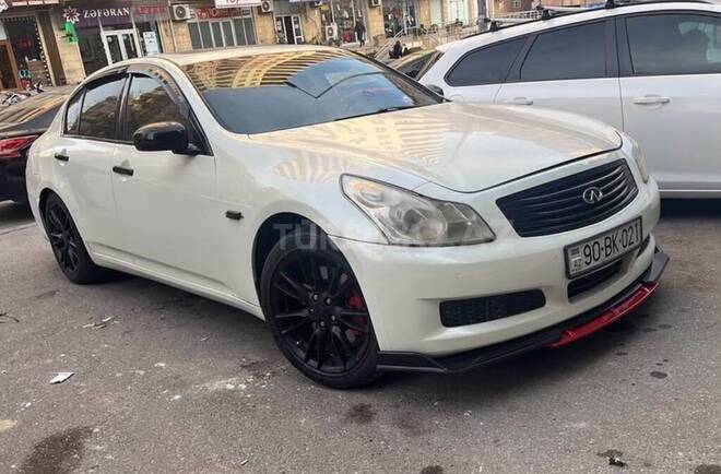 Infiniti G35-1
