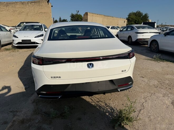 Changan Eado-4