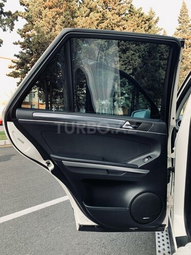 Mercedes ML 350 4MATIC-5