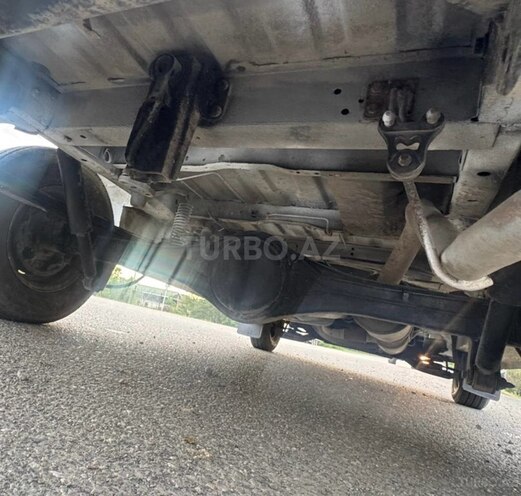 Ford Transit-10