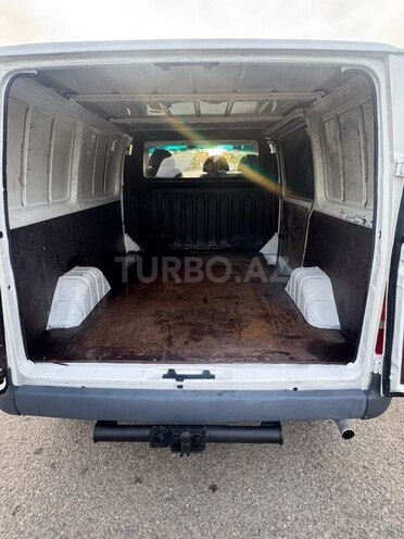 Ford Transit-7