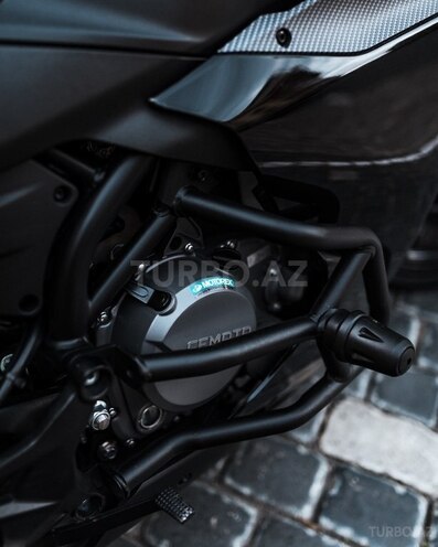 CFMOTO 250 SR-6