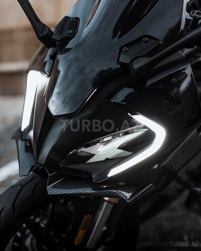 CFMOTO 250 SR-3