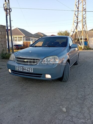 Chevrolet Lacetti-1
