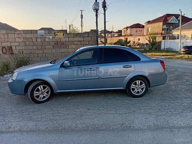 Chevrolet Lacetti-5