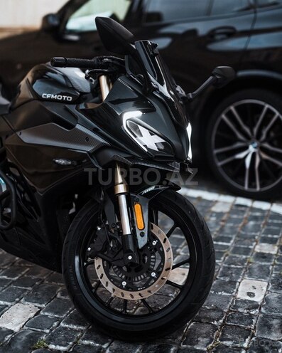 CFMOTO 250 SR-2