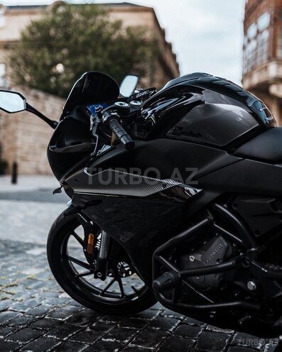 CFMOTO 250 SR-10