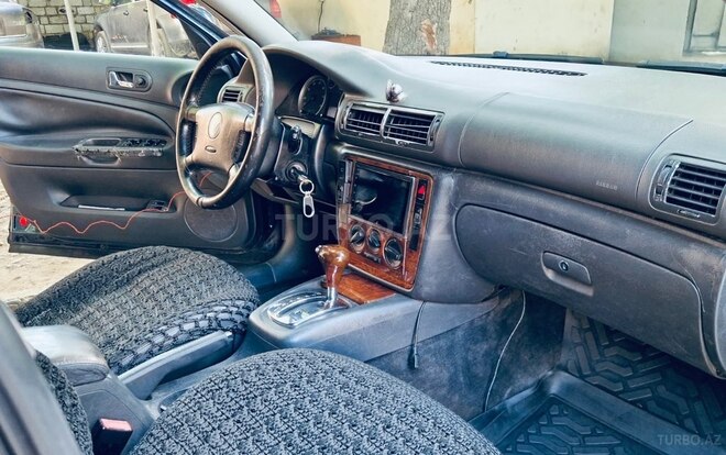 Volkswagen Passat-6
