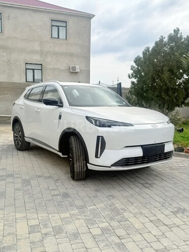 Changan Qiyuan Q05-3