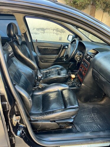 Opel Astra-3