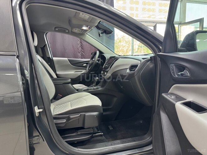 Chevrolet Equinox-4