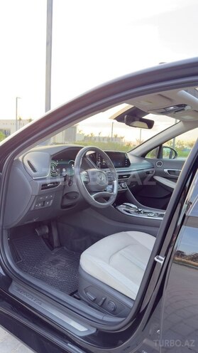 Hyundai Sonata-8