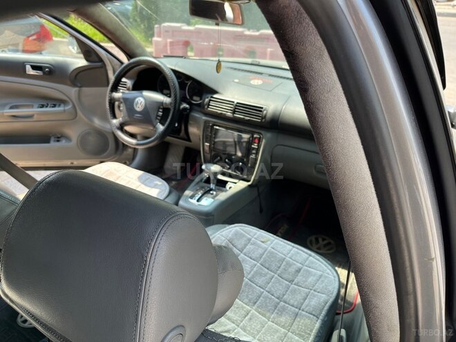 Volkswagen Passat-6