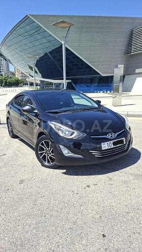Hyundai Elantra-1
