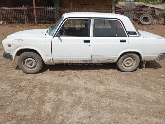 LADA (VAZ) 2107-3