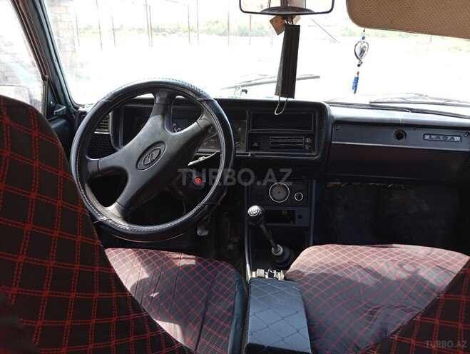 LADA (VAZ) 2107-5