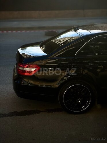 Mercedes E 220-3