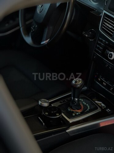 Mercedes E 220-8