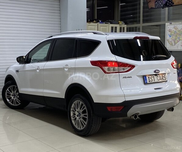 Ford Kuga-12