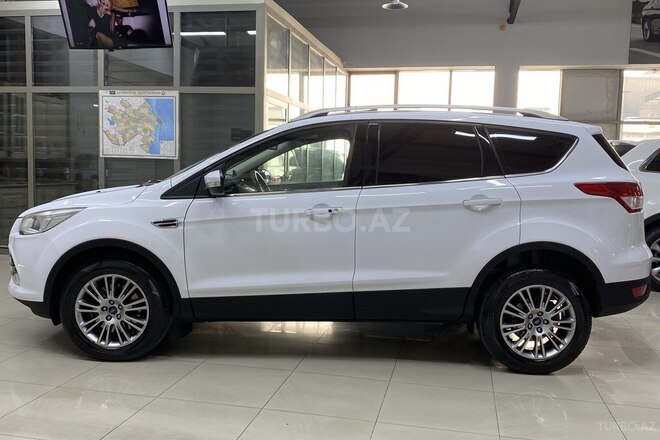 Ford Kuga-7