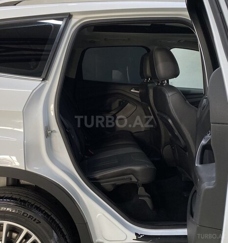 Ford Kuga-18