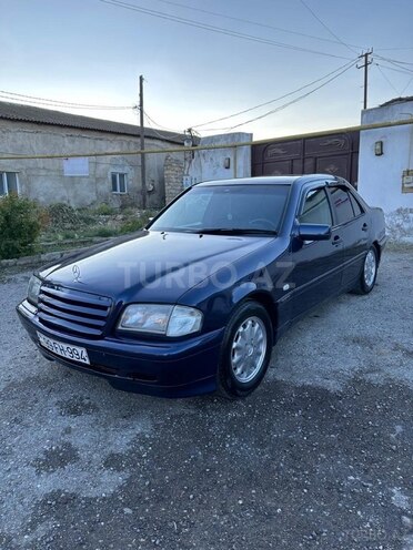 Mercedes C 180-8