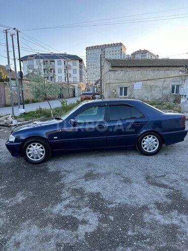 Mercedes C 180-7