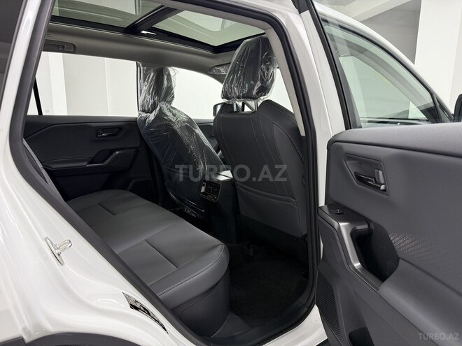 Toyota RAV4-10