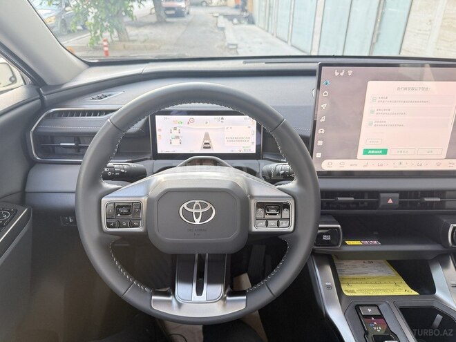 Toyota RAV4-14