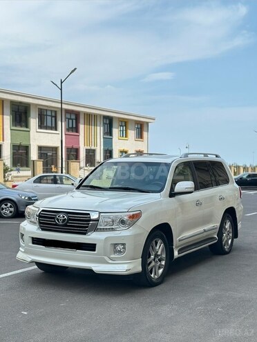 Toyota Land Cruiser-2