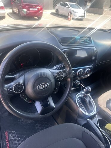 Kia Soul-10