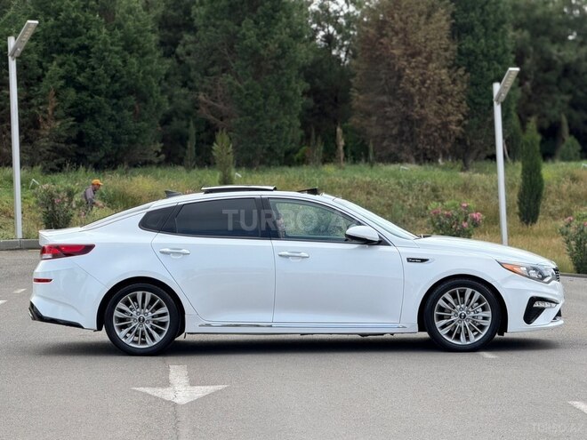 Kia Optima-6