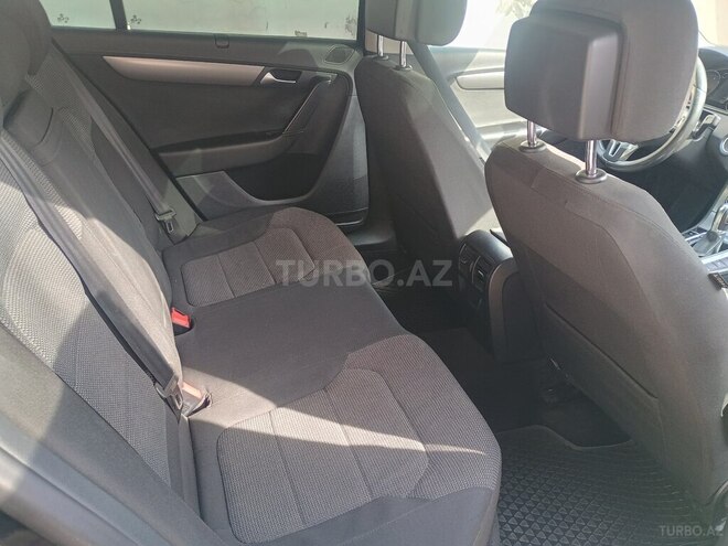 Volkswagen Passat-7