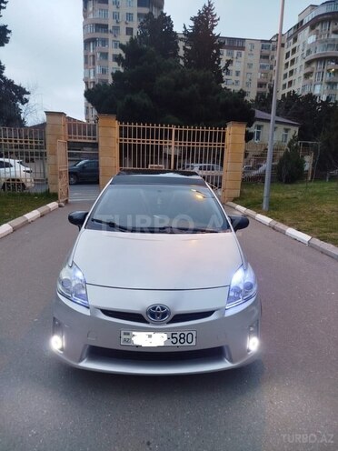 Toyota Prius-1