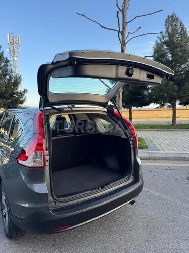 Honda CR-V-6