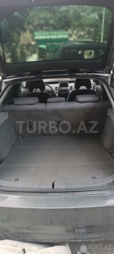 Toyota Prius-7