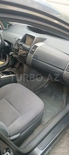 Toyota Prius-6