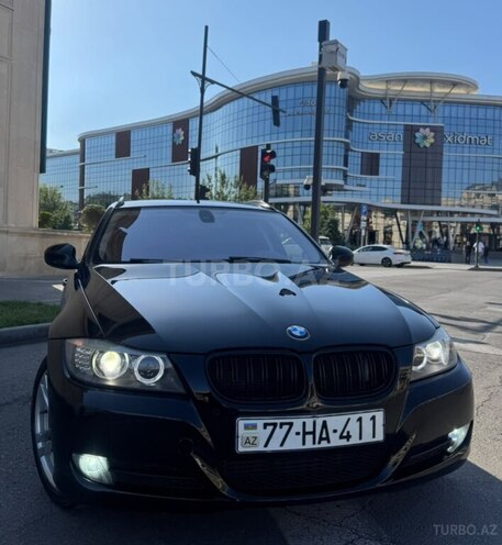 BMW 320-1