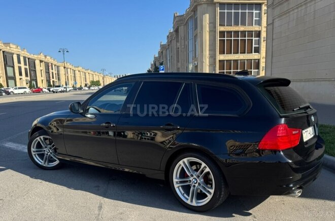 BMW 320-17