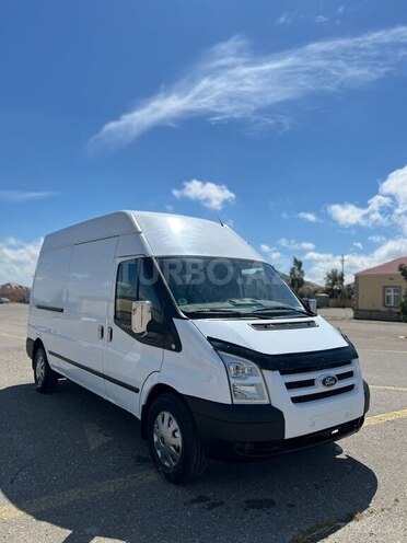 Ford Transit-1