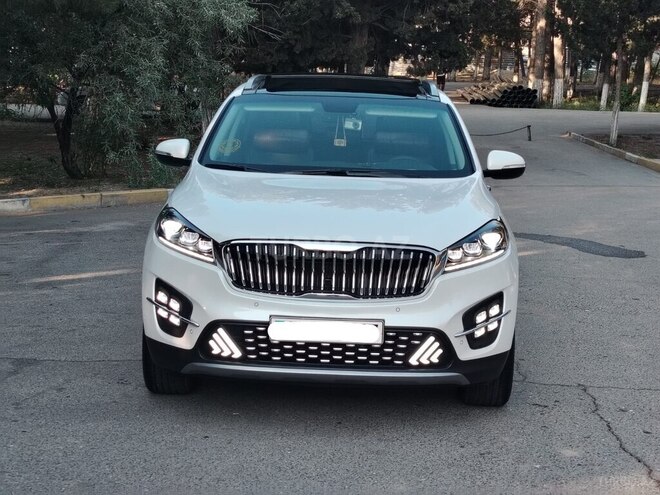 Kia Sorento-1