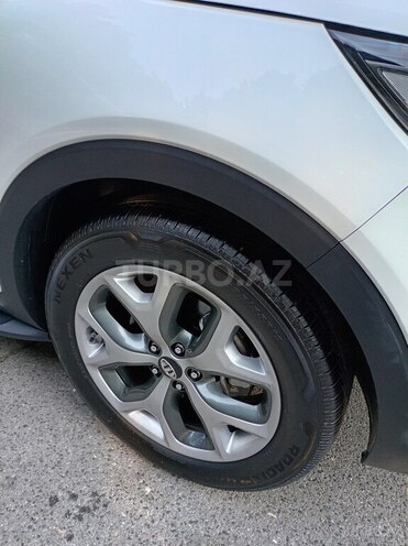 Kia Sorento-11