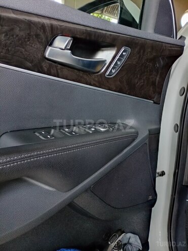 Kia Sorento-17