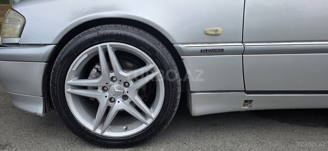 Mercedes C 180-4