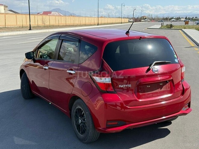 Nissan Note-2