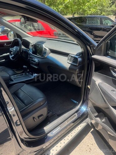 Kia Sorento-7
